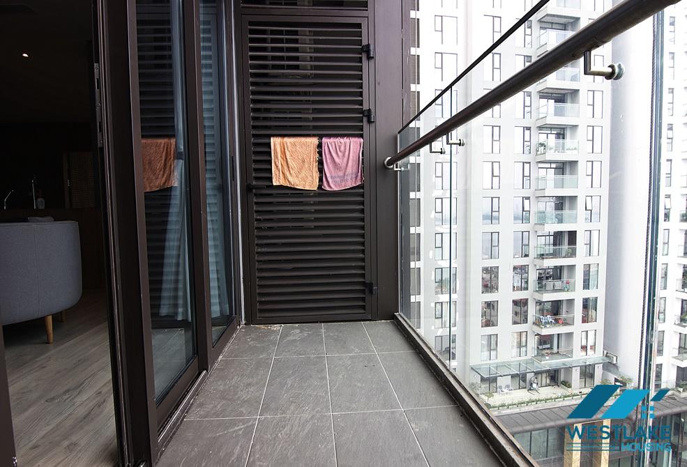 Cho thuê căn hộ 3 phòng ngủ nội thất đẹp view hộ tại Sun Gran Thụy Khuê