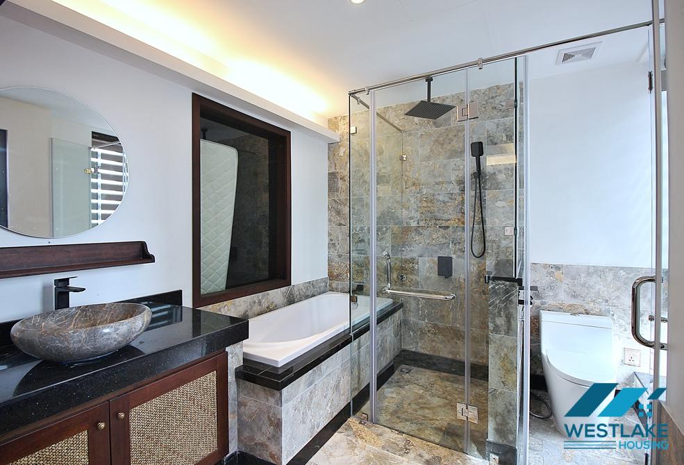 Căn Hộ 4 Phòng Ngủ Rộng Đẹp, Ban Công View Hồ Cho Thuê Tại Từ Hoa, Tây Hồ.