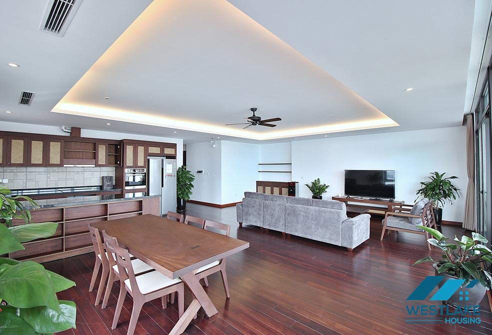 Cho Thuê Căn Hộ 4 Phòng Ngủ Tuyệt đẹp, Ban Công Rộng Thoáng View Hồ Tại Từ Hòa, Tây Hồ, Hà Nội