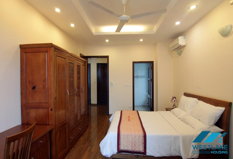 A spacious 2 bedroom apartment with lake view in Tay ho area