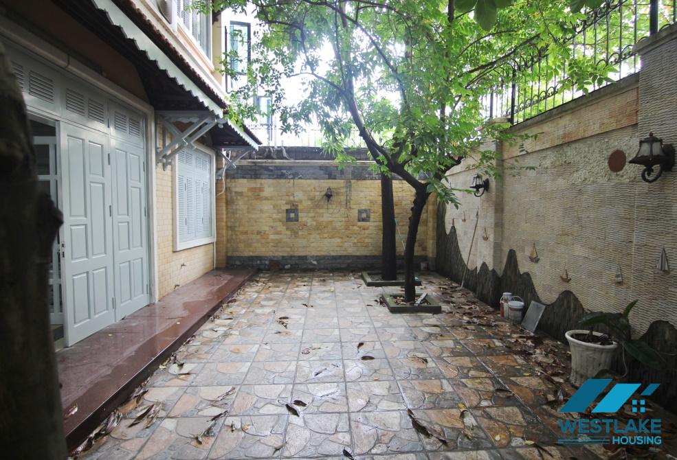 Nhà đẹp cho thuê tại Ciputra, Tây Hồ, Hà Nội