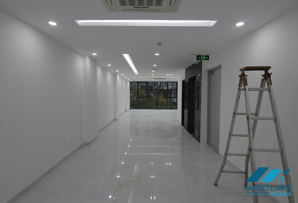 Office for rent on Kim Ma Thuong Street, Ba Dinh