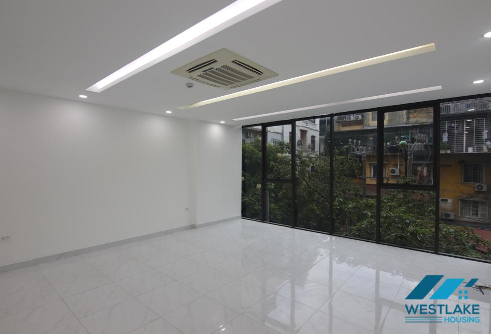 Office for rent on Kim Ma Thuong Street, Ba Dinh
