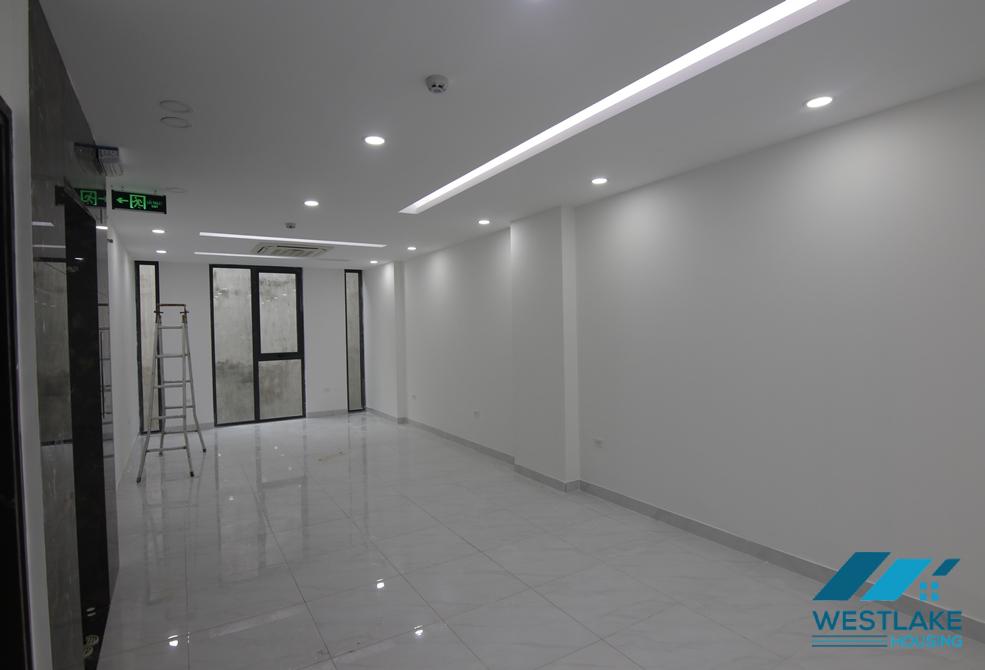 Office for rent on Kim Ma Thuong Street, Ba Dinh