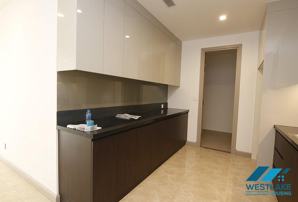 Căn hộ mới nội thất cơ bản cho thuê tại Sun Grand city, Thụy Khuê, Tây Hồ, Hà Nội