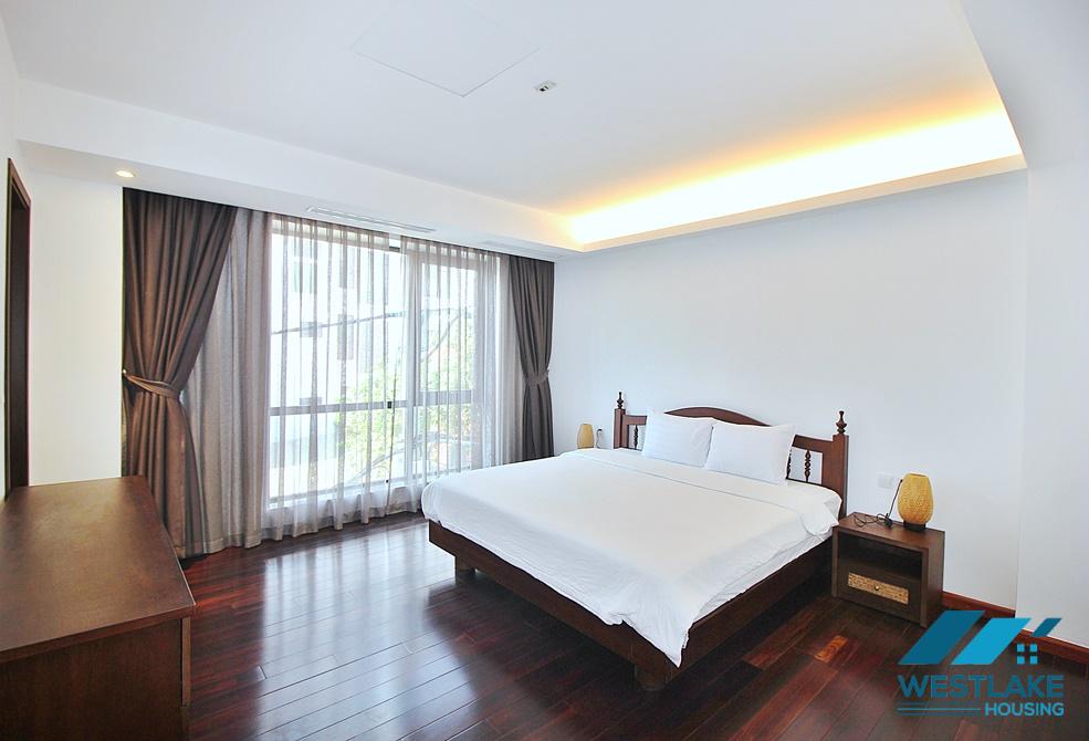 Cho Thuê Căn Hộ 4 Phòng Ngủ Hiện Đại, Ban Công Rộng View Hồ Ở Phố Từ Hoa, Tây Hồ