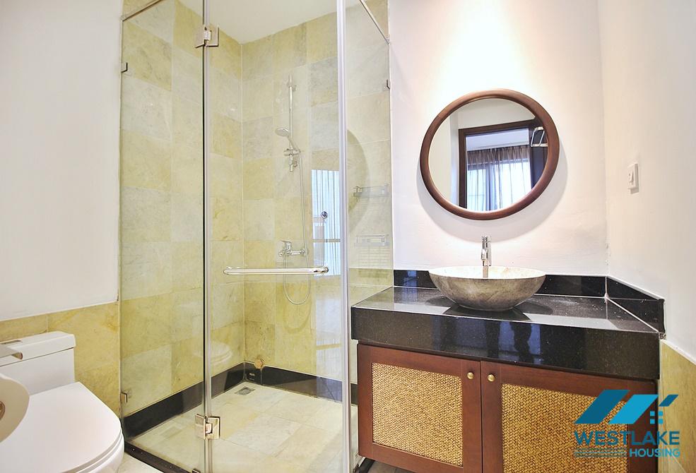 Cho Thuê Căn Hộ 4 Phòng Ngủ Hiện Đại, Ban Công Rộng View Hồ Ở Phố Từ Hoa, Tây Hồ