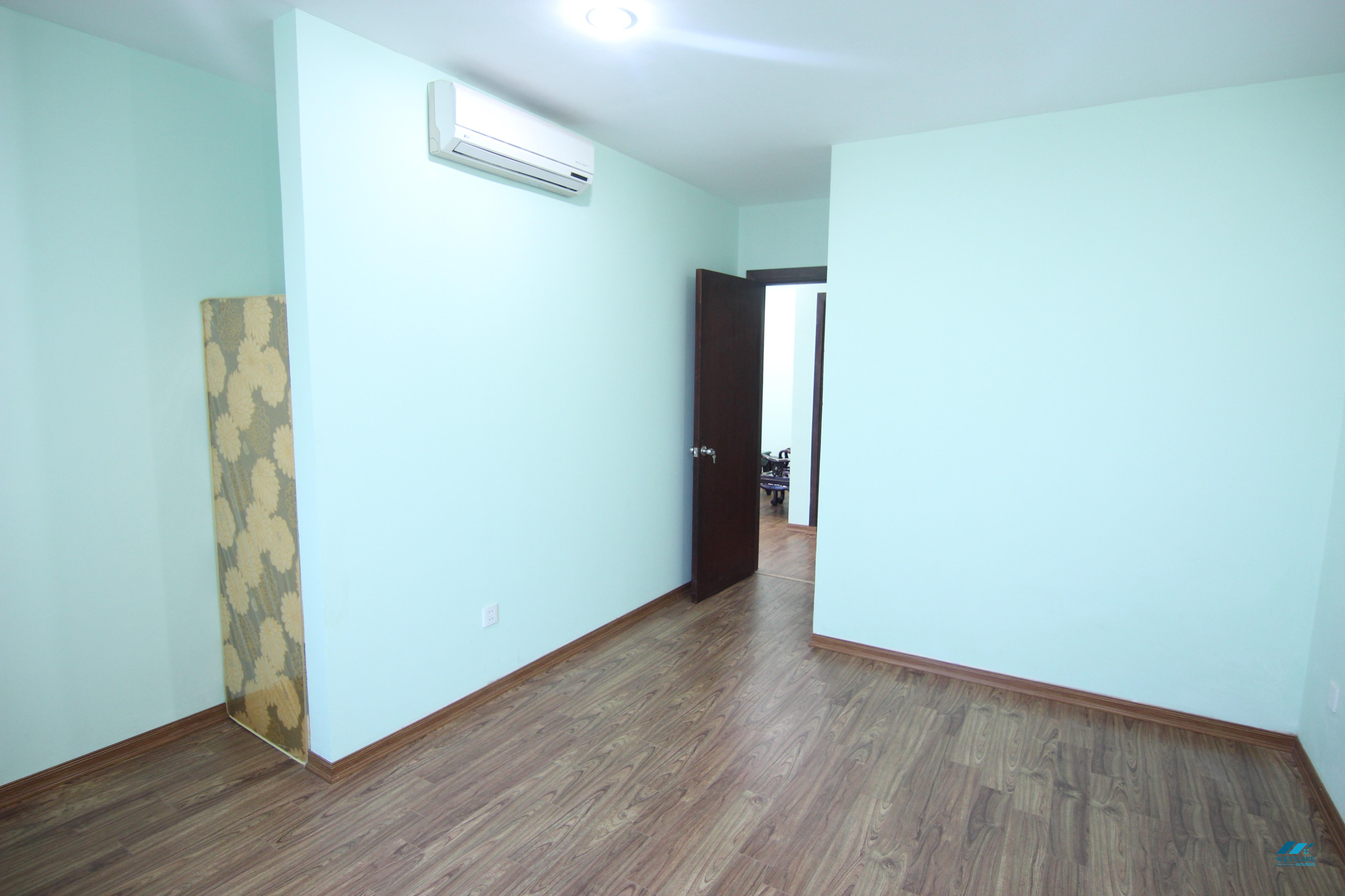 Spacious apartment with 3 bedrooms for rent in Ha Dong , Ha Noi