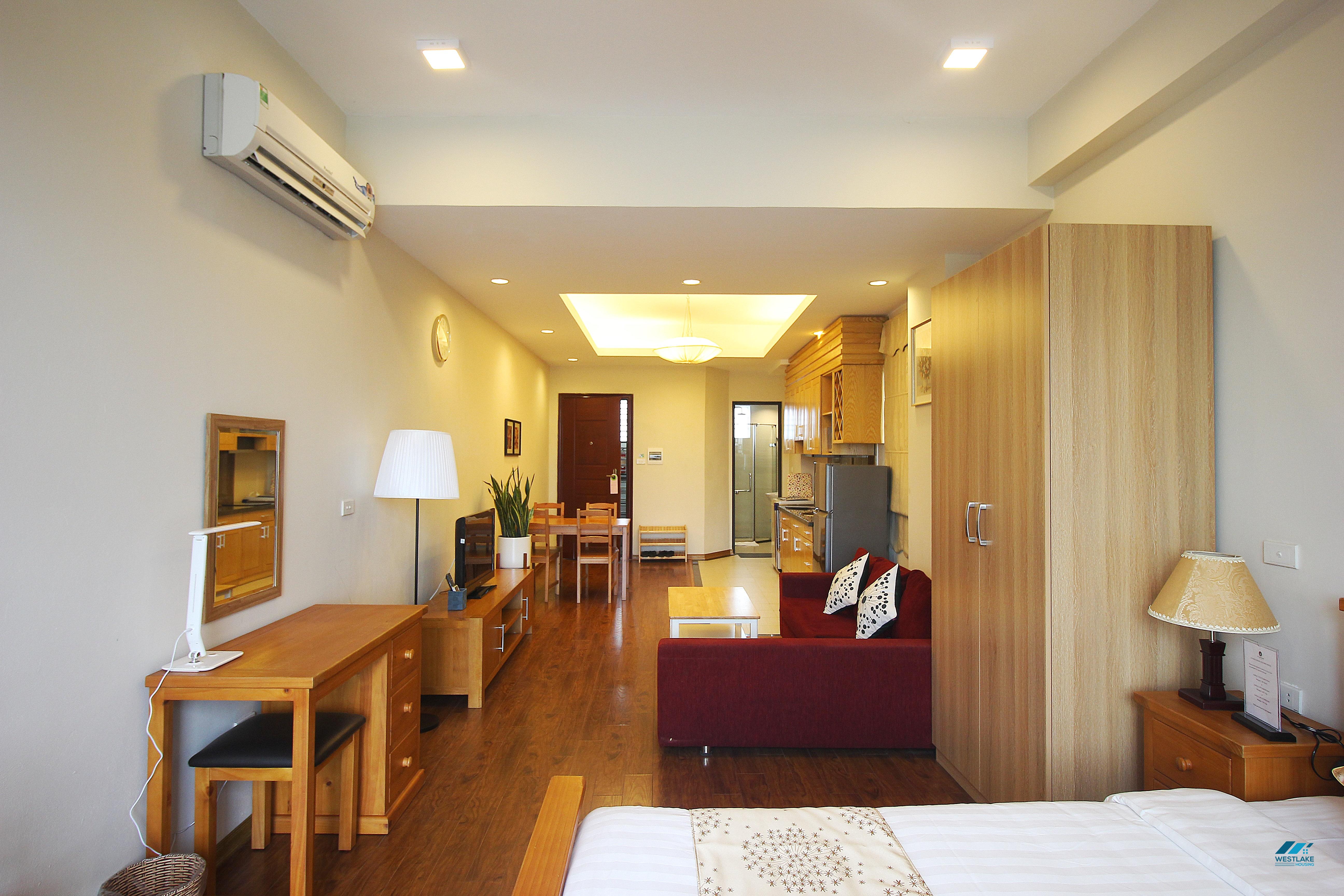 Lakeview Studio for rent in Ho Ba Mau st, Hai Ba Trung district, Ha Noi.