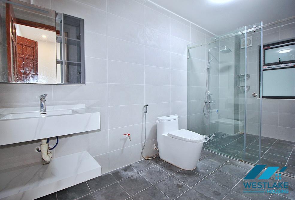 Unfunished house for rent on Dang Thai Mai, Tay Ho, Ha Noi