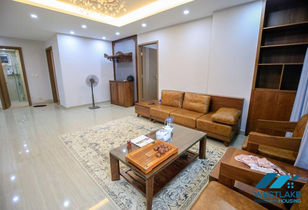 Căn hộ ba phòng ngủ mới và sạch sẽ cho thuê tại L3 Ciputra, Hà Nội