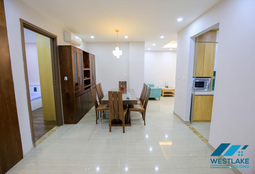 Căn hộ ba phòng ngủ mới và sạch sẽ cho thuê tại L3 Ciputra, Hà Nội