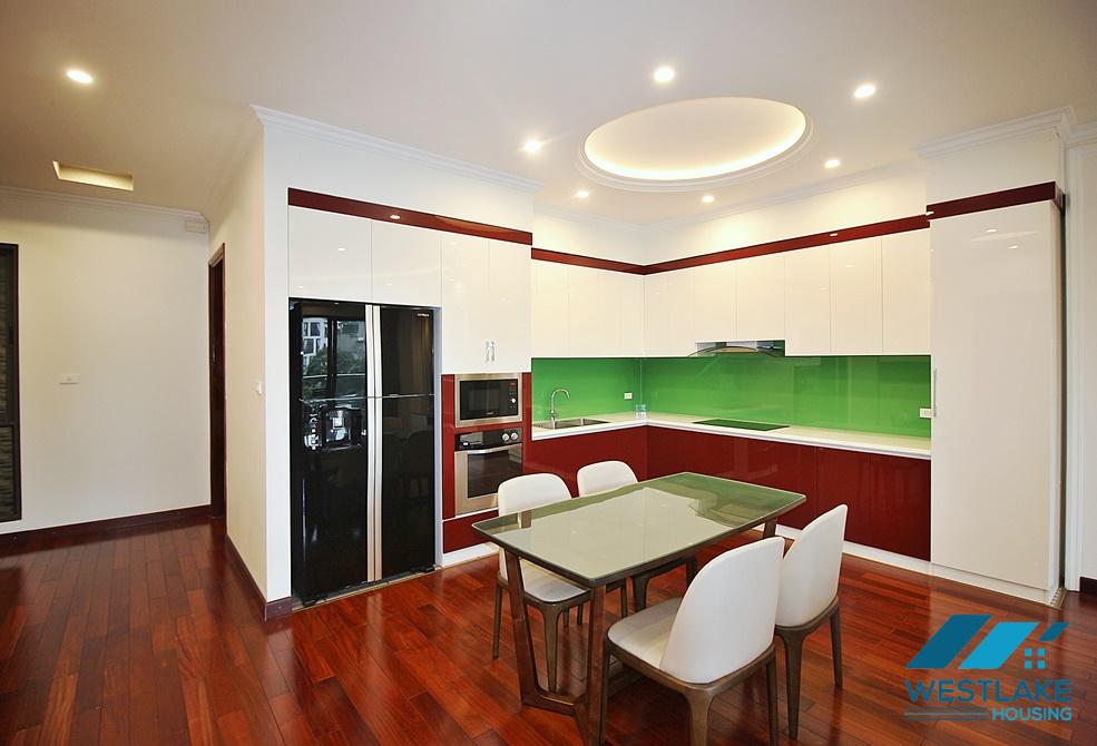 Spacious and lake view 2 bedroom apartment in Vu mien, Tay ho