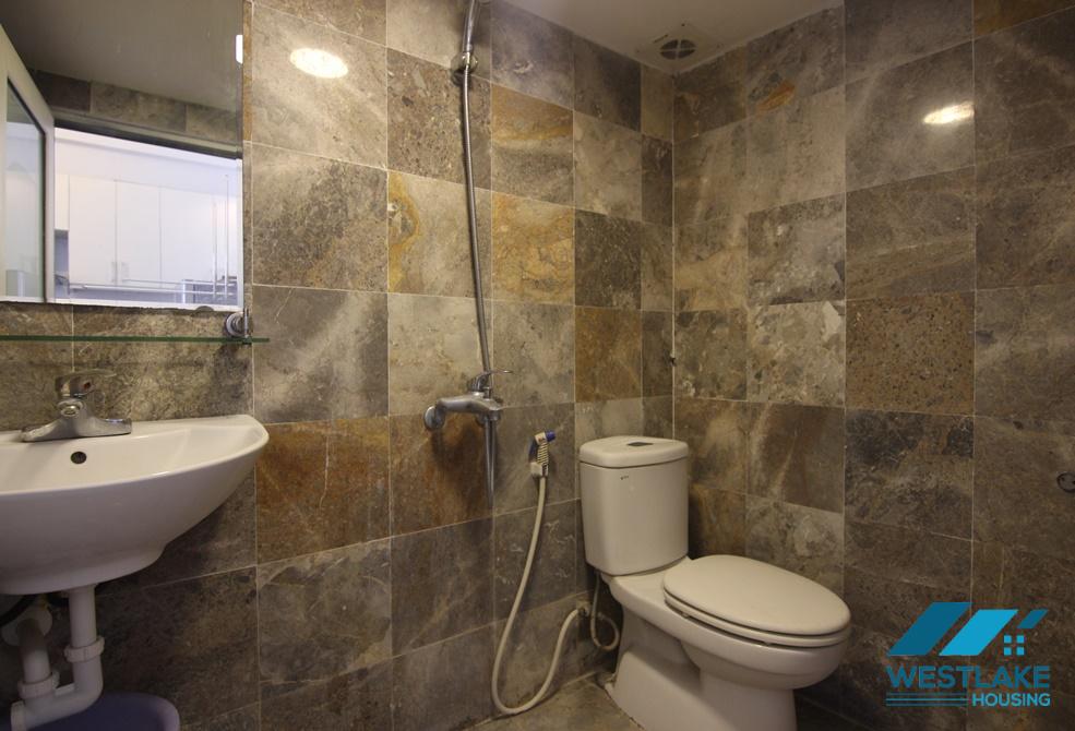 A lake view 2 bedroom apartment in Vu mien, Tayho