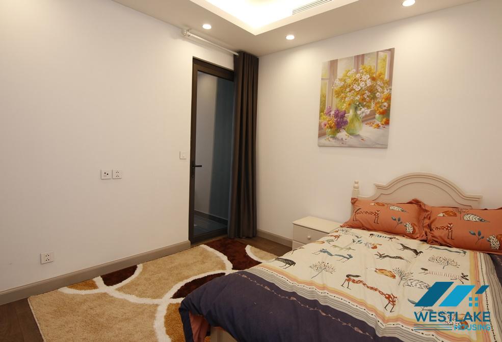 Cho thuê căn hộ 2 phòng ngủ Sun Grand City tại Tây Hồ