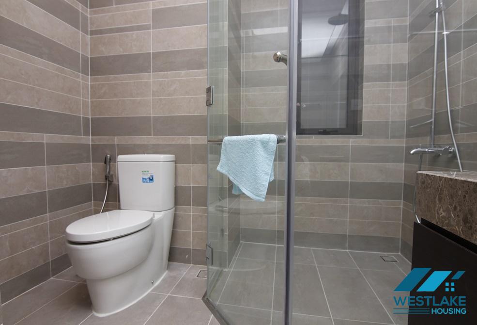 Cho thuê căn hộ 2 phòng ngủ Sun Grand City tại Tây Hồ