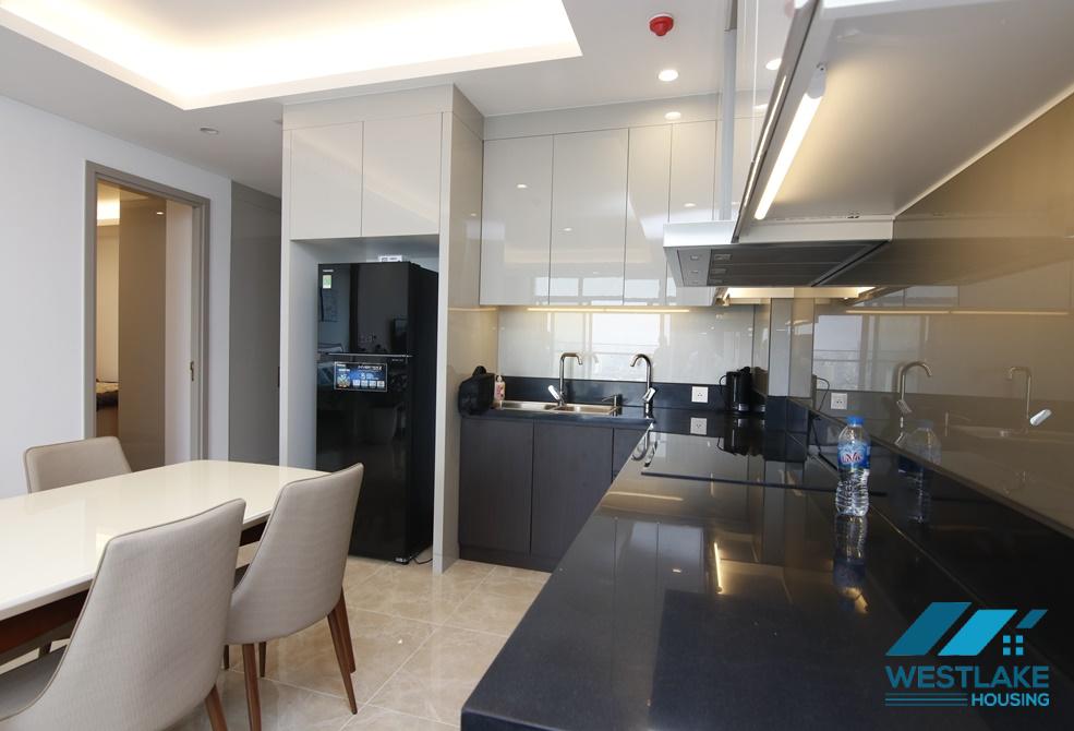 Cho thuê căn hộ 2 phòng ngủ Sun Grand City tại Tây Hồ