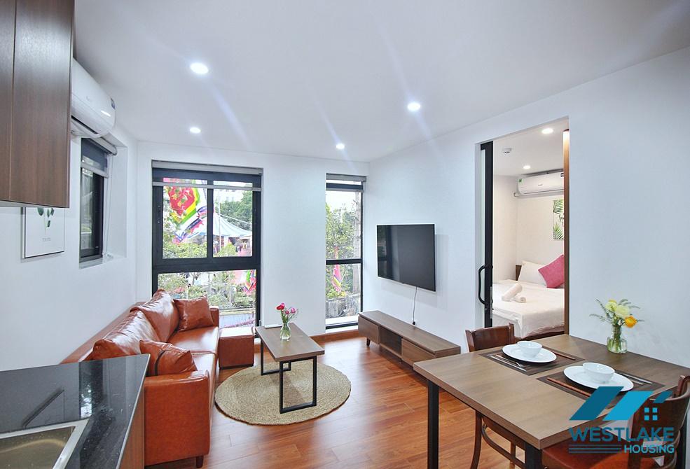 A good price 02 bedrooms apartment for rent in Tay Ho, Ha Noi