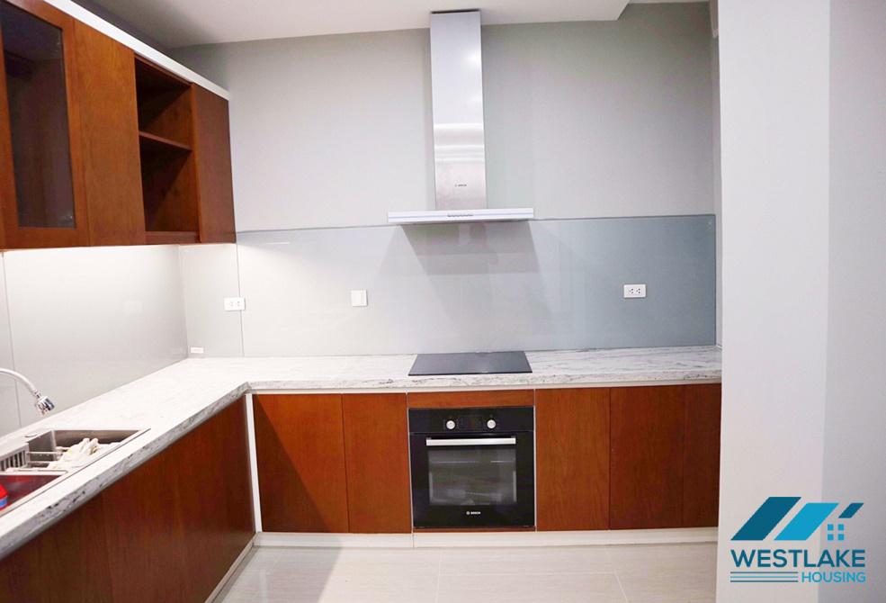 Căn hộ 2 phòng ngủ hoàn toàn mới cho thuê tại Ciputra, Tây Hồ, Hà Nội