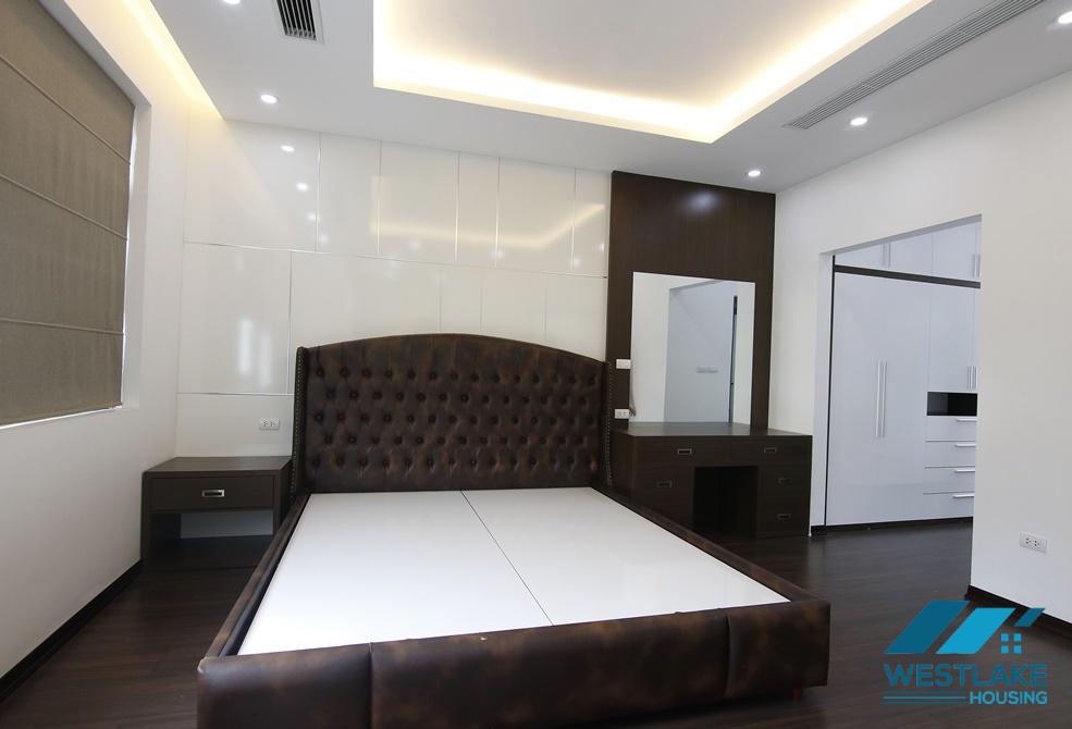 A brand new villa for rent in Starlake, Tay ho, Ha noi