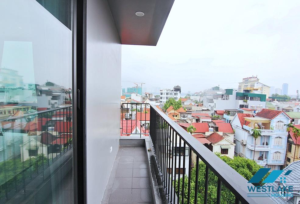 Cho Thuê Căn Hộ 3 Phòng Ngủ Hiện Đại Thoáng Sáng Tại Tô Ngọc Vân, Tây Hồ, Hà Nội