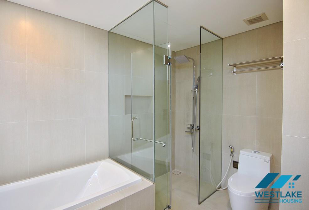 Cho Thuê Căn Hộ 3 Phòng Ngủ Hiện Đại Thoáng Sáng Tại Tô Ngọc Vân, Tây Hồ, Hà Nội
