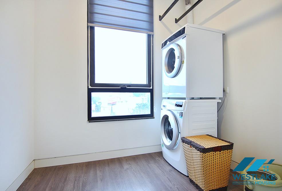 Cho Thuê Căn Hộ 3 Phòng Ngủ Hiện Đại Thoáng Sáng Tại Tô Ngọc Vân, Tây Hồ, Hà Nội