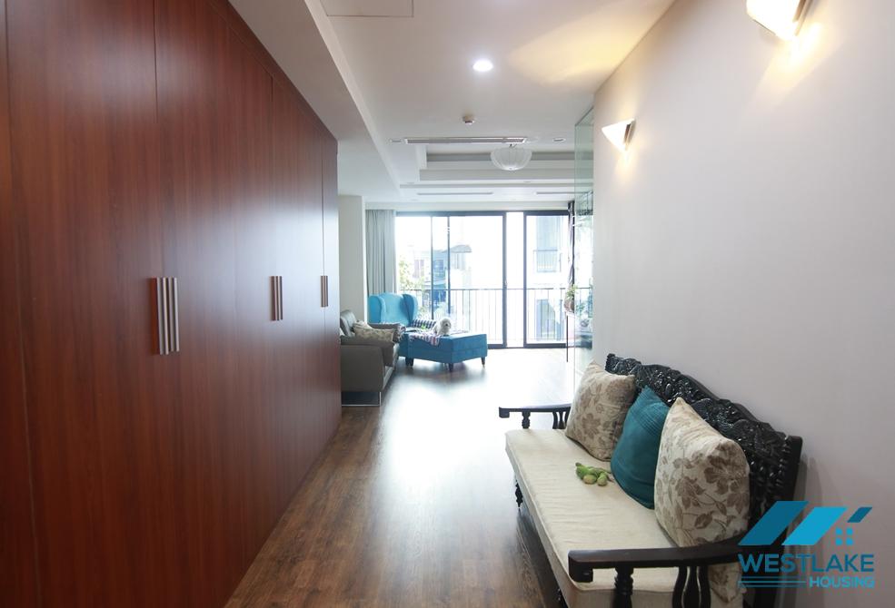 Luxurious apartment for rent in Truc Bach, Ba Dinh