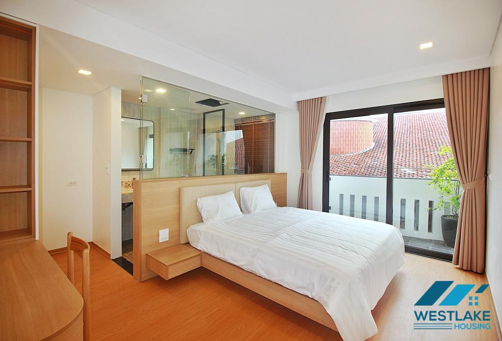 A good quality 02 bedrooms apartment for rent in Tay Ho, Ha Noi