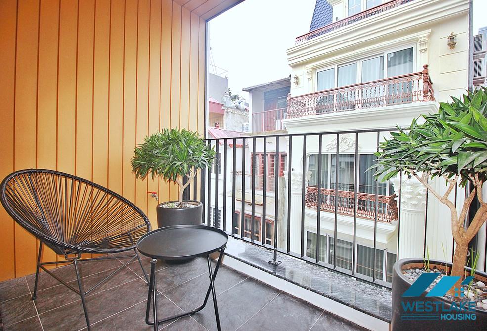 A good quality 02 bedrooms apartment for rent in Tay Ho, Ha Noi