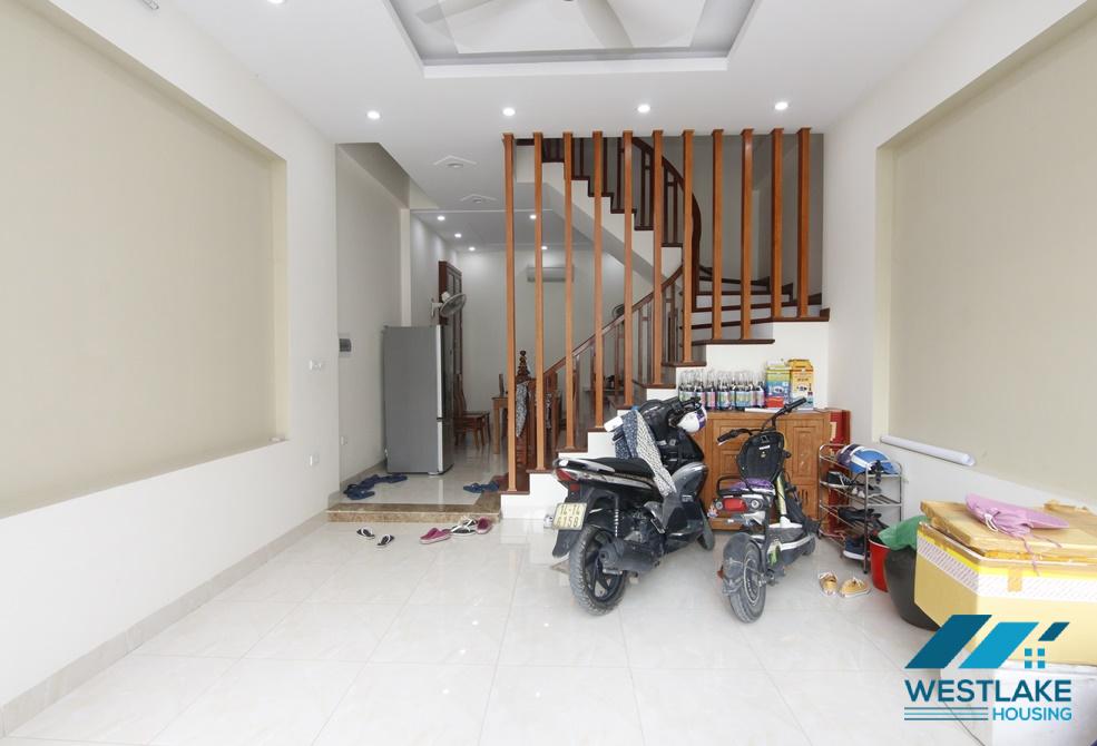 A nice and afforable house for rent in Long Bien