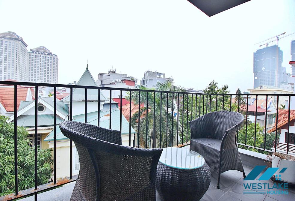 Cho Thuê Căn Hộ 2 Phòng Ngủ Đẹp, Hiện Đại Tại Phố Tô Ngọc Vân Tây Hồ, Hà Nội