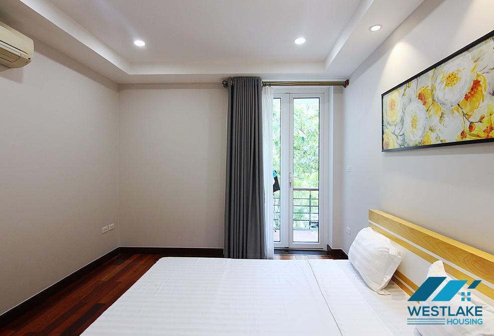 Lake view 2 bedroom apartment for rent in Yen phu village
