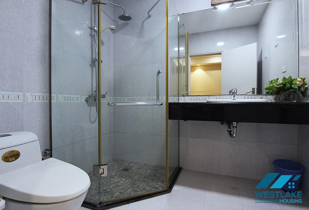 Lake view 2 bedroom apartment for rent in Yen phu village