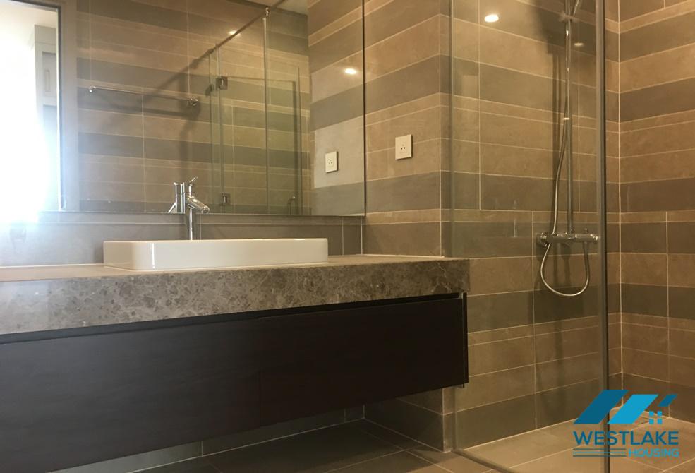 Căn hộ 3 phòng ngủ nội thất cơ bản cho thuê tại Sun Grand City