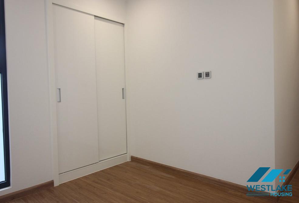 Căn hộ 3 phòng ngủ nội thất cơ bản cho thuê tại Sun Grand City