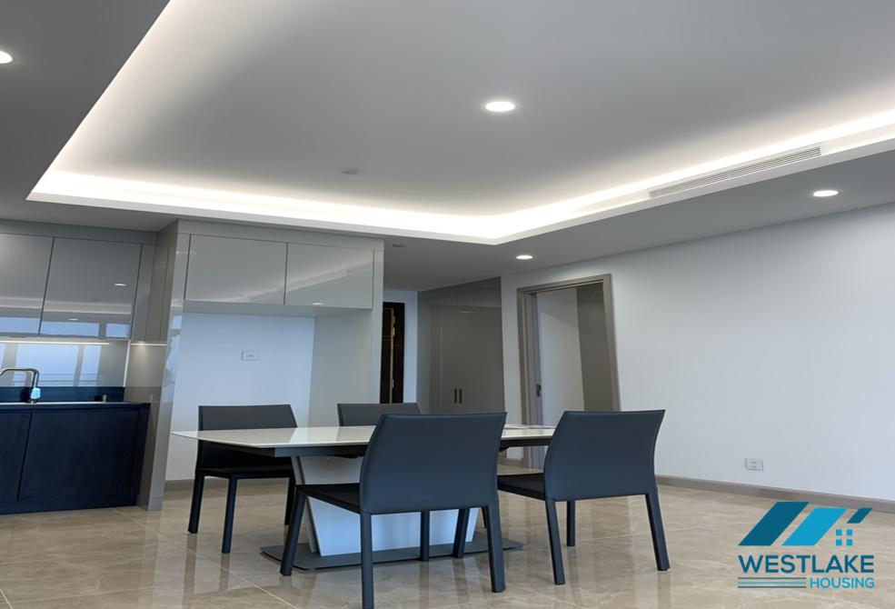 Cho thuê căn hộ 2 phòng ngủ đẹp tại Sun Grand City Thụy Khuê