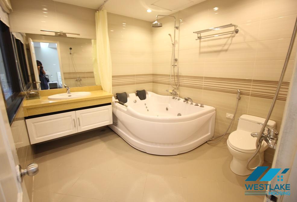 A modern 2 bedroom apartment lakeside for rent in Tay ho