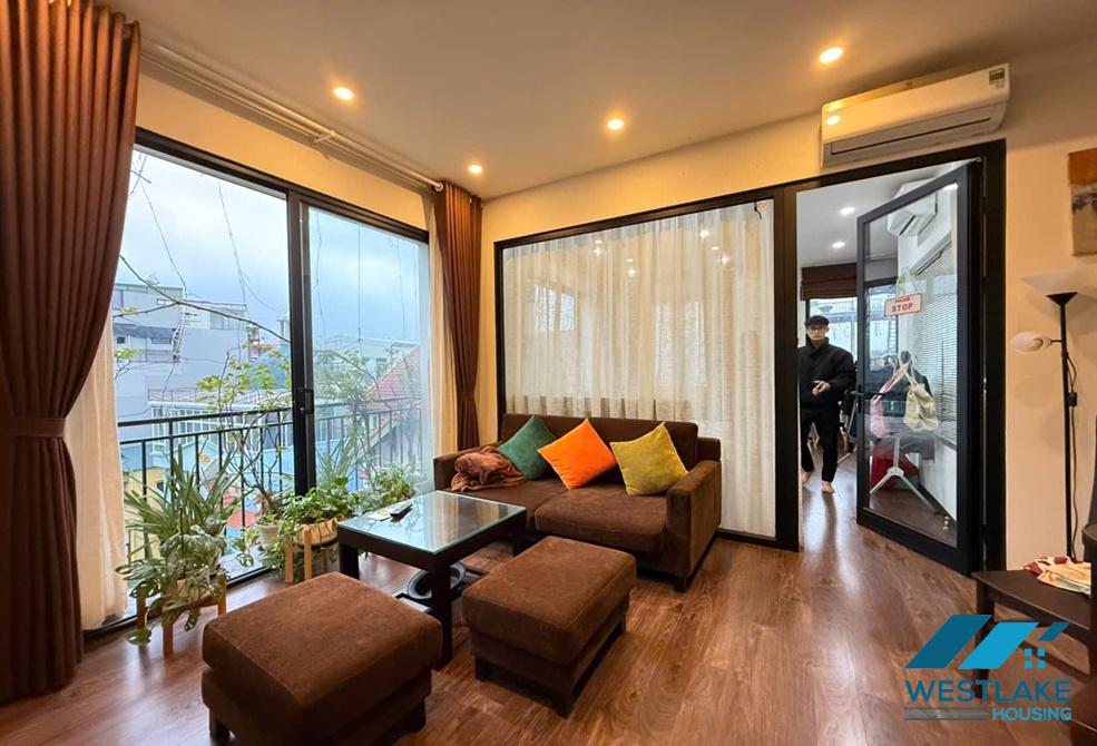 Super bright one bedroom apartment for rent in Tay Ho, Ha Noi