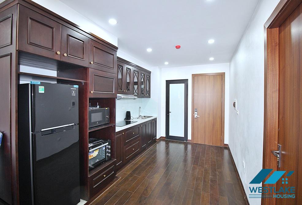 Căn Hộ 2 Phòng Ngủ Mới Cho Thuê Tại Phố Tô Ngọc Vân, Tây Hồ