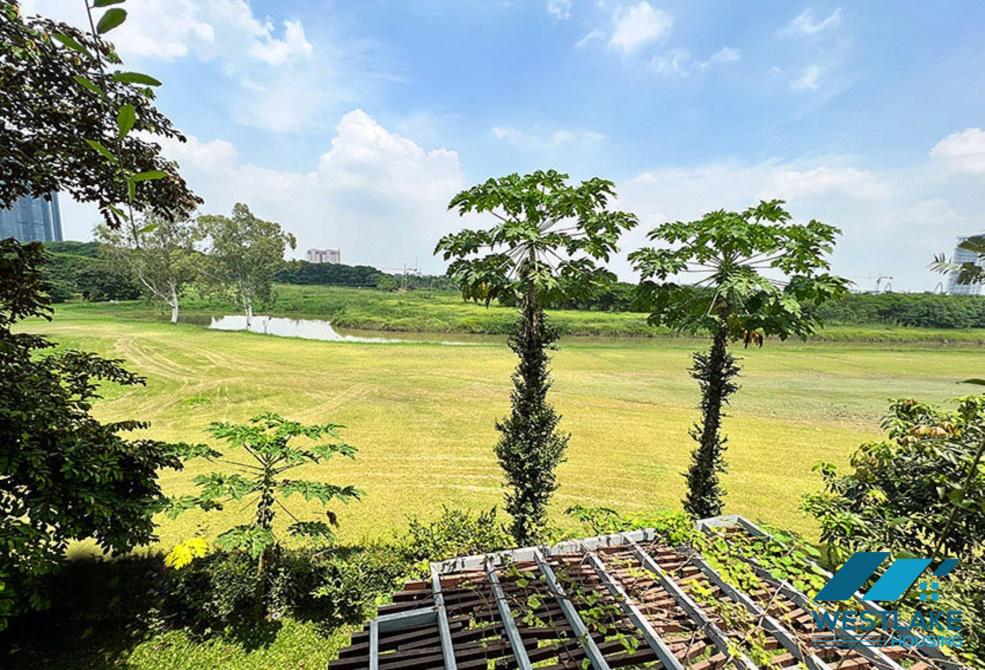 Cho thuê nhà đẹp và chất lượng tại khu Q, Ciputra, Hà Nội