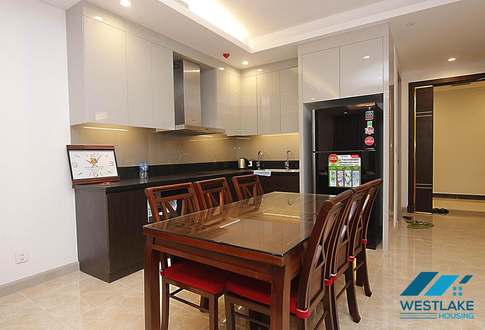 Căn hộ hai phòng ngủ cho thuê tại Sund Grand City, Tây Hồ.