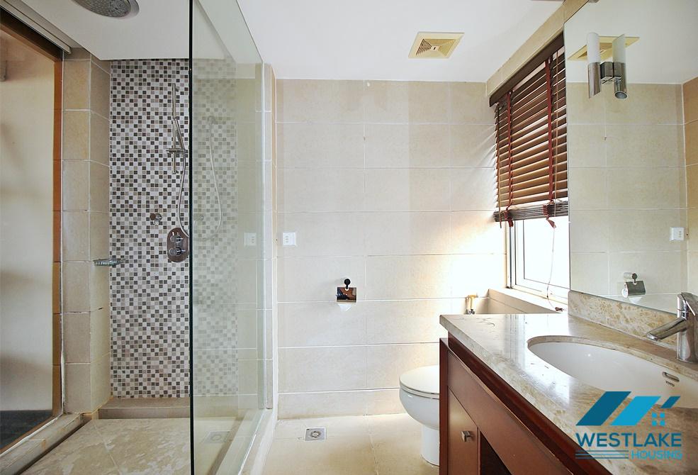  Lake view 1 bedroom apartment with huge balcony for rent in Quang An, Tay Ho