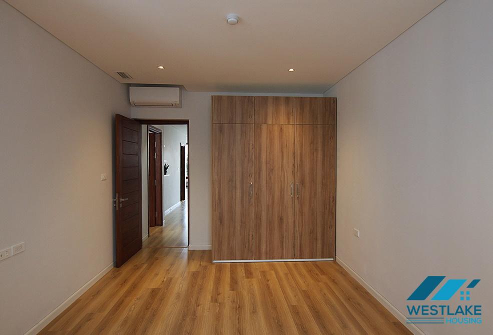 A stylish 02 bedroom apartment for rent on Tu Hoa Street, Tay Ho, Ha Noi