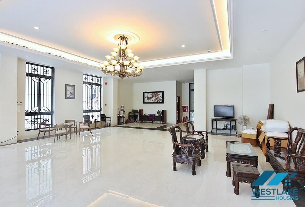 An office, cafe shop for rent in Yen phu village, Tay ho