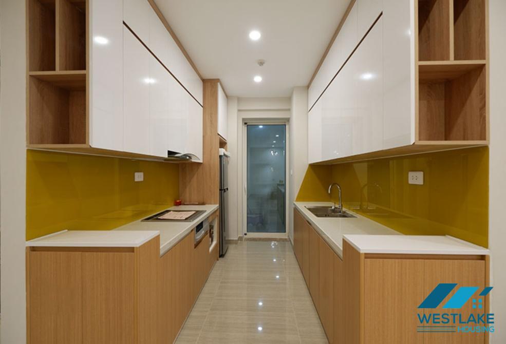Căn hộ đầy đủ nội thất với 3 phòng ngủ tại Ciputra, Tây Hồ