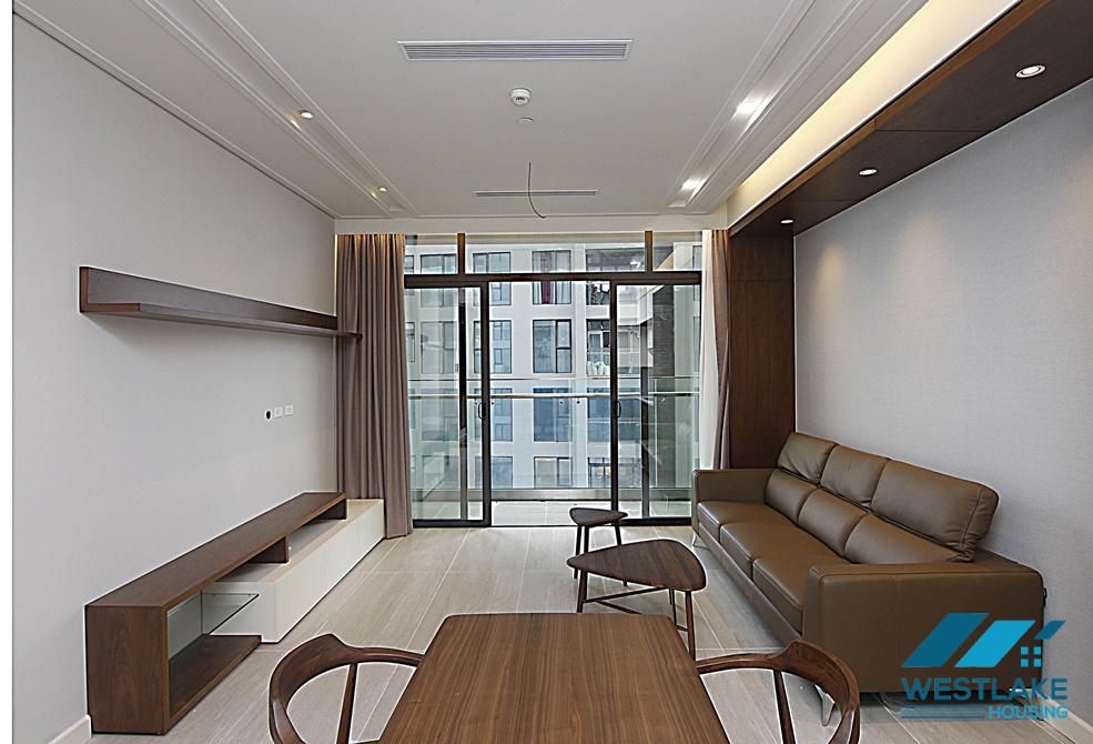 Cho thuê căn hộ 2 phòng ngủ sang trọng tại Sun Grand Tây Hồ
