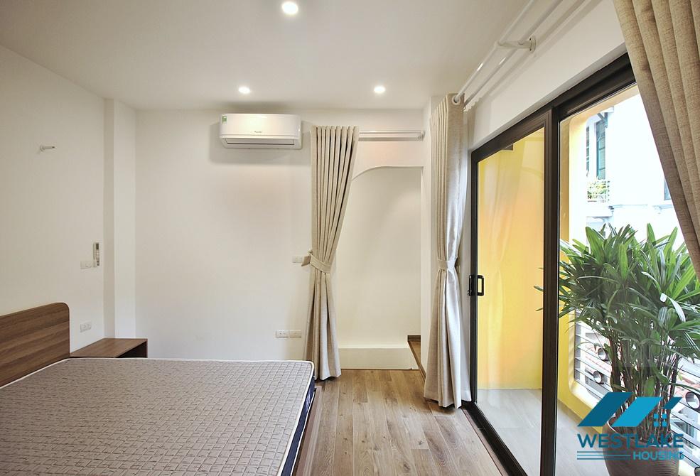 Căn Hộ Thông Tầng 1 Phòng Ngủ Độc Đáo Với Nội Thất Cao Cấp Cho Thuê Tại Tây Hồ, Hà Nội