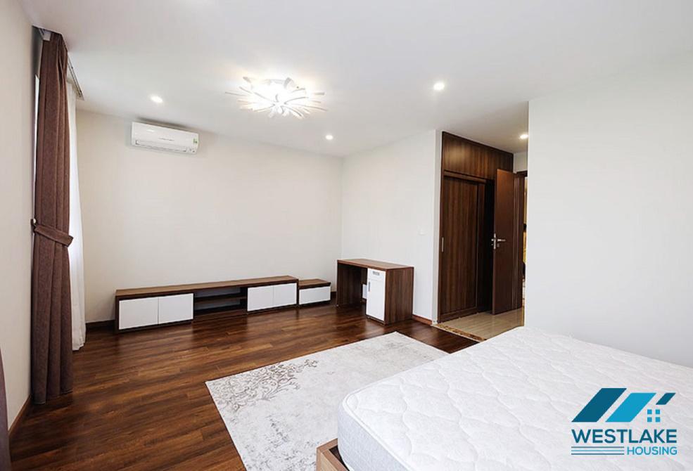  Nhà sang trọng 3 phòng ngủ cho thuê tại Ciputra, Tây Hồ