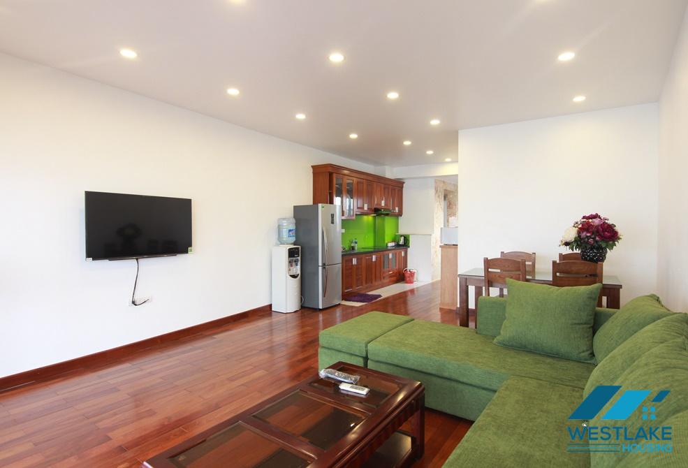 A balcony lakeview apartment in Vu mien, Tay ho